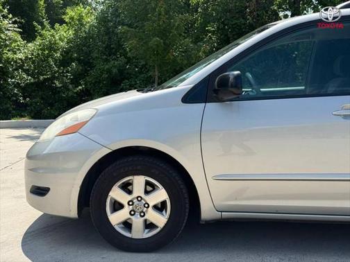 2008 Toyota Sienna LE