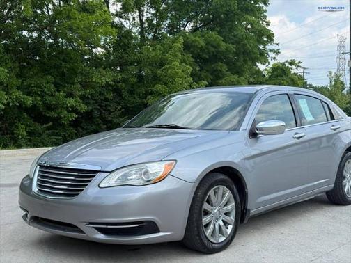 2013 Chrysler 200 Touring