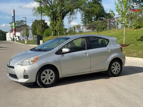 2014 Toyota Prius c Two