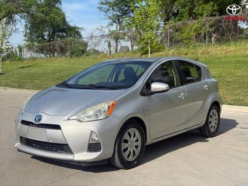 2014 Toyota Prius c Two
