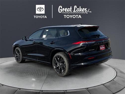 2025 Toyota Crown Signia Limited