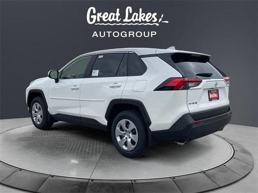 2025 Toyota RAV4 LE