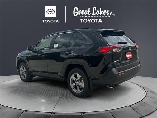 2025 Toyota RAV4 Hybrid XLE