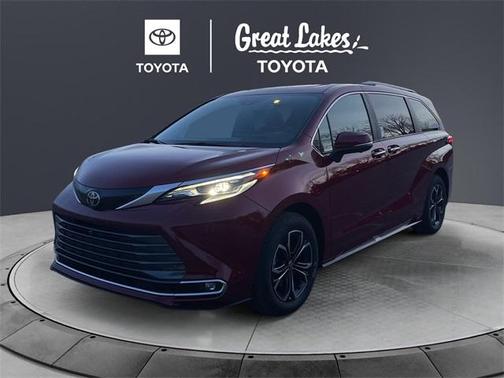 2026 Toyota Sienna 