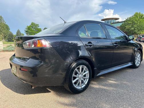 2016 Mitsubishi Lancer ES