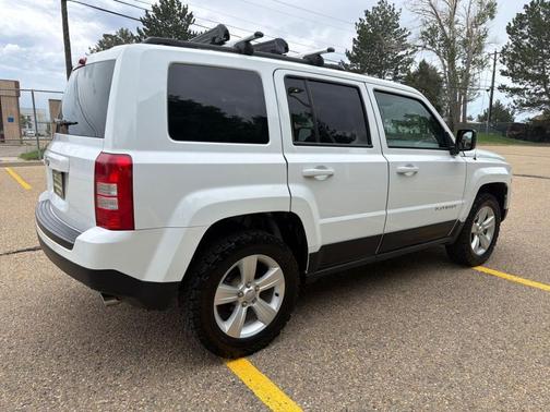 White 2016 Jeep Patriot Sport