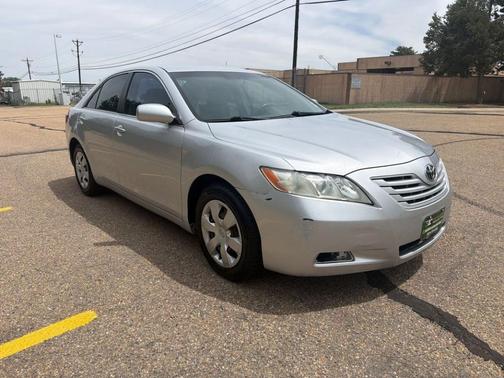 Silver 2009 Toyota Camry SE