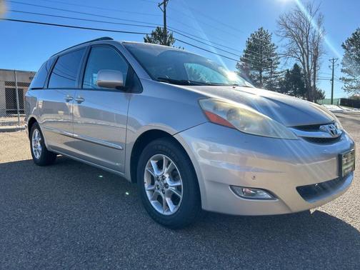 2006 Toyota Sienna XLE