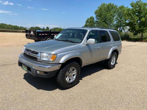 2002 Toyota 4Runner SR5