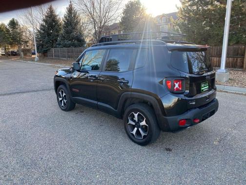 2022 Jeep Renegade Trailhawk