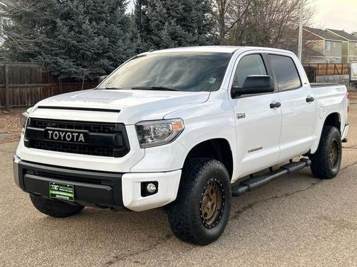 2015 Toyota Tundra SR5
