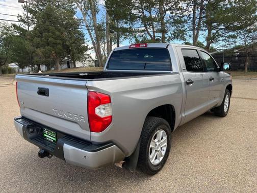 2017 Toyota Tundra SR5