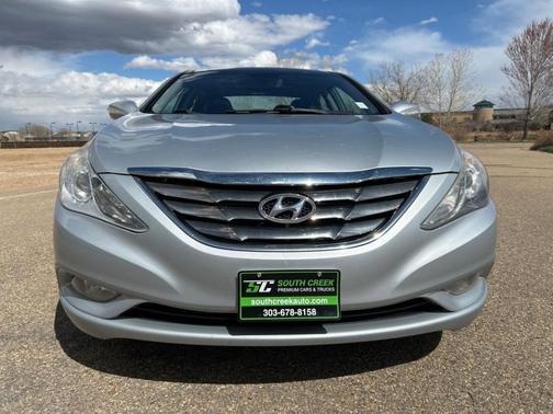 2012 Hyundai SONATA Limited