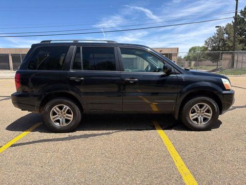 Black 2004 Honda Pilot EX-L