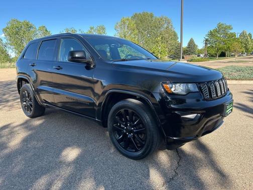 2017 Jeep Grand Cherokee Laredo