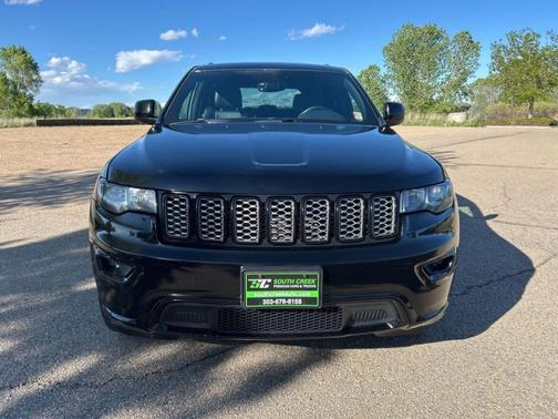 2017 Jeep Grand Cherokee Laredo
