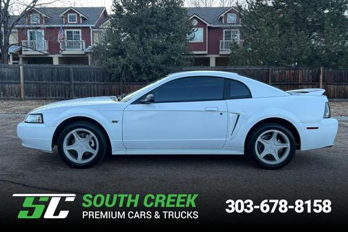 2000 Ford Mustang GT