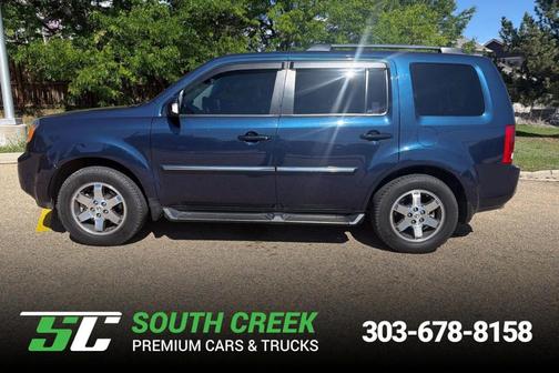 Blue 2009 Honda Pilot Touring