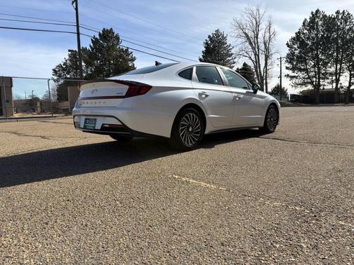 2021 Hyundai SONATA Hybrid SEL