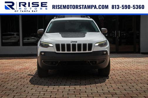 Bright White Clearcoat 2021 Jeep Cherokee Trailhawk