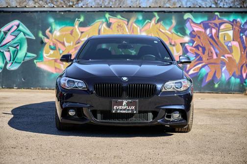 2015 BMW 550 550i Sedan 4D
