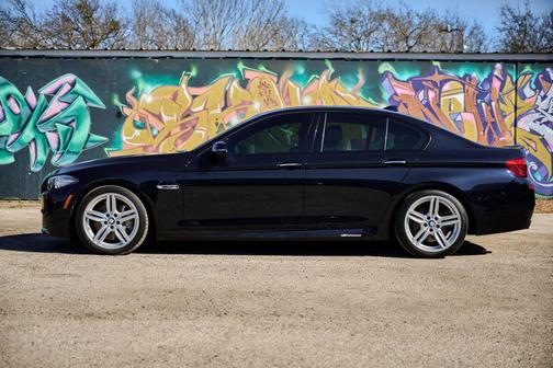 2015 BMW 550 550i Sedan 4D