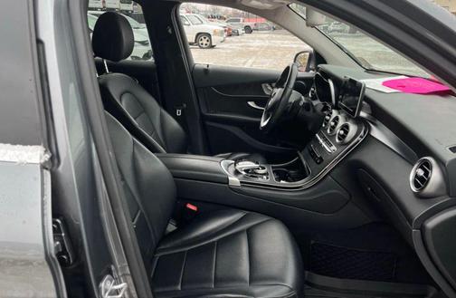 2016 Mercedes-Benz GLC 300 Base