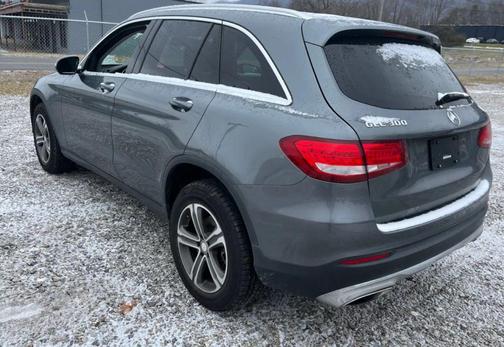 2016 Mercedes-Benz GLC 300 Base