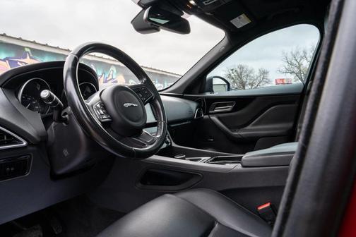 2018 Jaguar F-PACE S