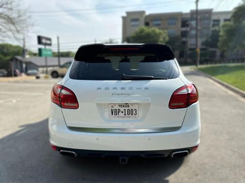 2014 Porsche Cayenne Cayenne