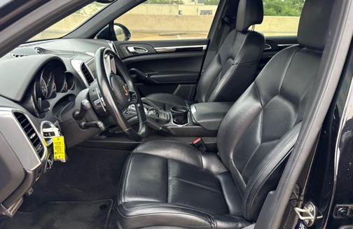 2015 Porsche Cayenne Cayenne