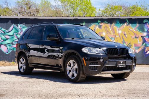 Black 2013 BMW X5 xDrive 35i Sport Activity