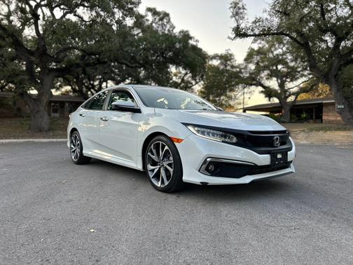 2019 Honda Civic Touring