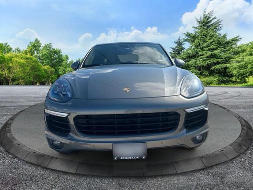 2016 Porsche Cayenne Cayenne