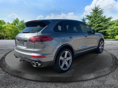 2016 Porsche Cayenne Cayenne
