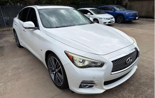 2015 INFINITI Q50 Premium