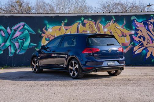 2016 Volkswagen Golf GTI 2.0T Autobahn w/Performance Package 4-Door