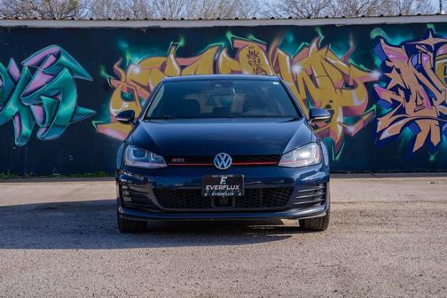 2016 Volkswagen Golf GTI 2.0T Autobahn w/Performance Package 4-Door
