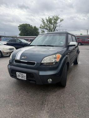 Blue 2010 Kia Soul +