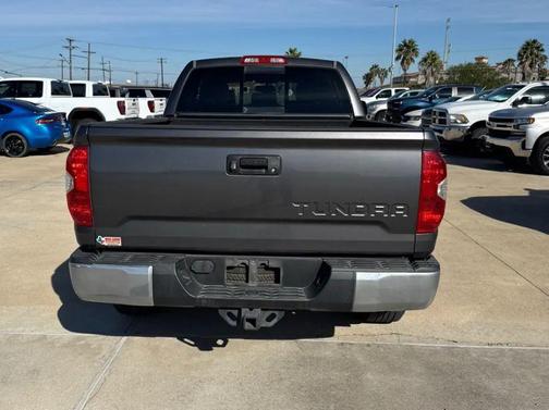 2014 Toyota Tundra SR5