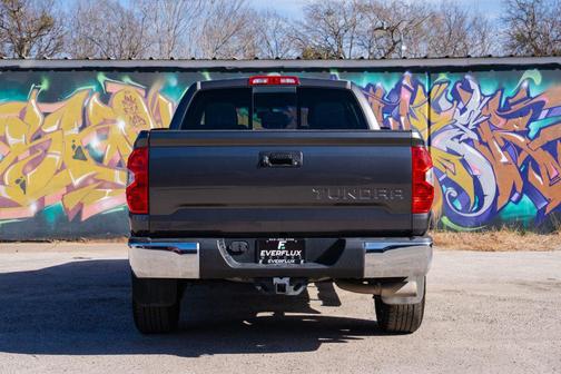 2014 Toyota Tundra SR5