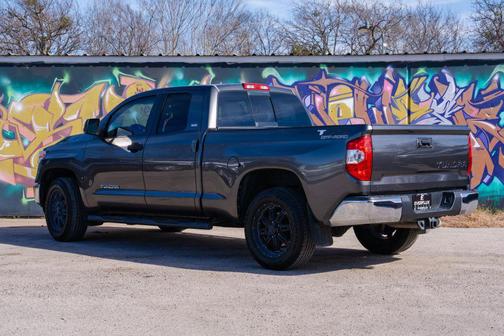 2014 Toyota Tundra SR5