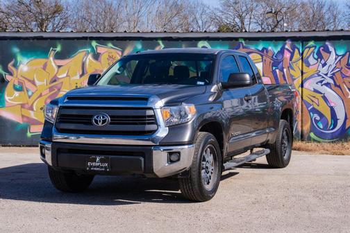 2014 Toyota Tundra SR5