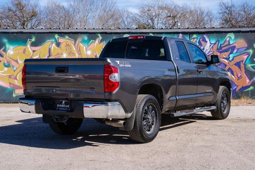 2014 Toyota Tundra SR5