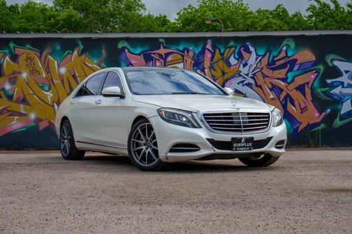 White 2015 Mercedes-Benz S-Class 4MATIC