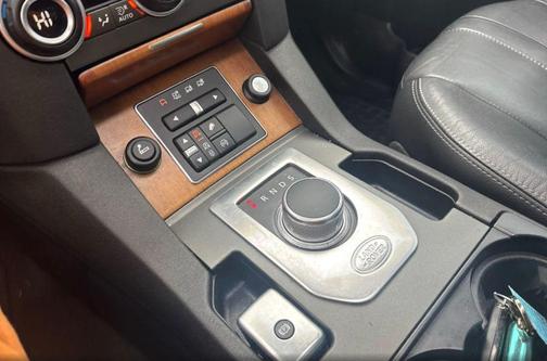 2016 Land Rover LR4 Base