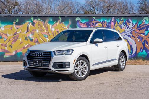 2019 Audi Q7 55 Premium Plus