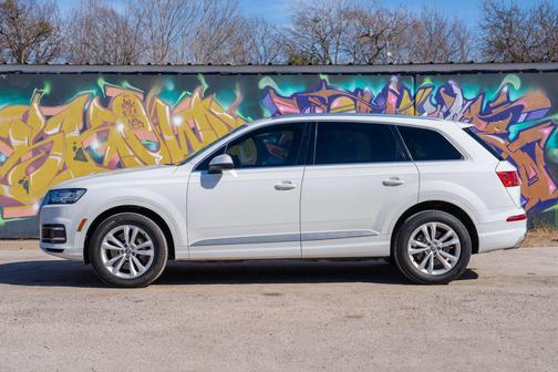 2019 Audi Q7 55 Premium Plus