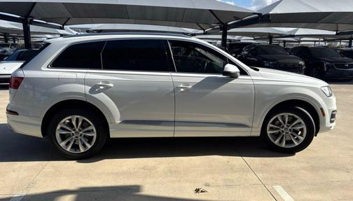 2019 Audi Q7 55 Premium Plus