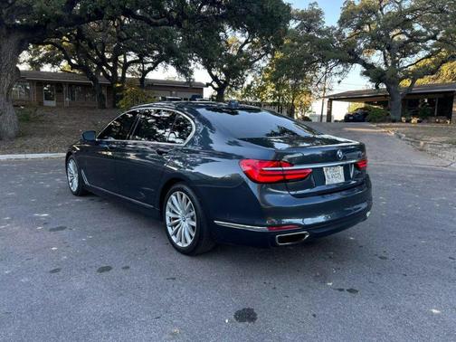 2017 BMW 740 740i Sedan 4D